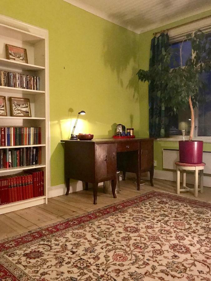 Parkgatan Villa Krylbo エクステリア 写真
