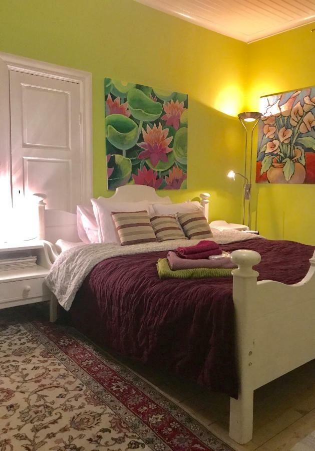 Parkgatan Villa Krylbo エクステリア 写真