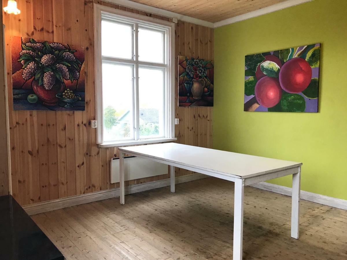 Parkgatan Villa Krylbo エクステリア 写真